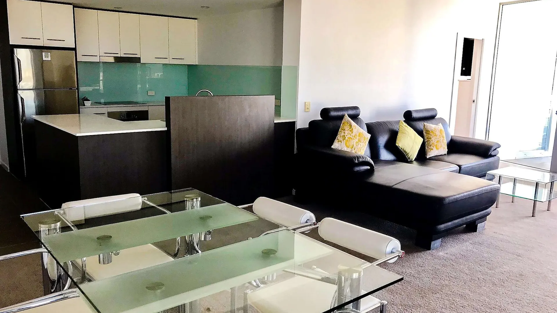 Oaks Townsville Gateway Suites 4*,  Australia