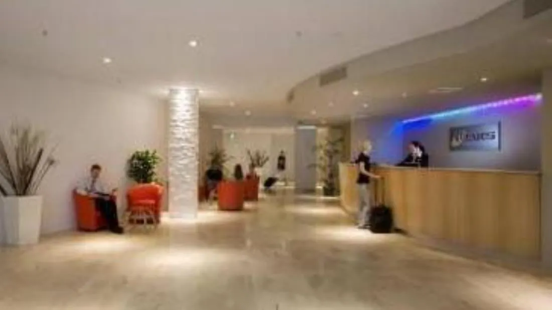 Aparthotel Oaks Townsville Gateway Suites